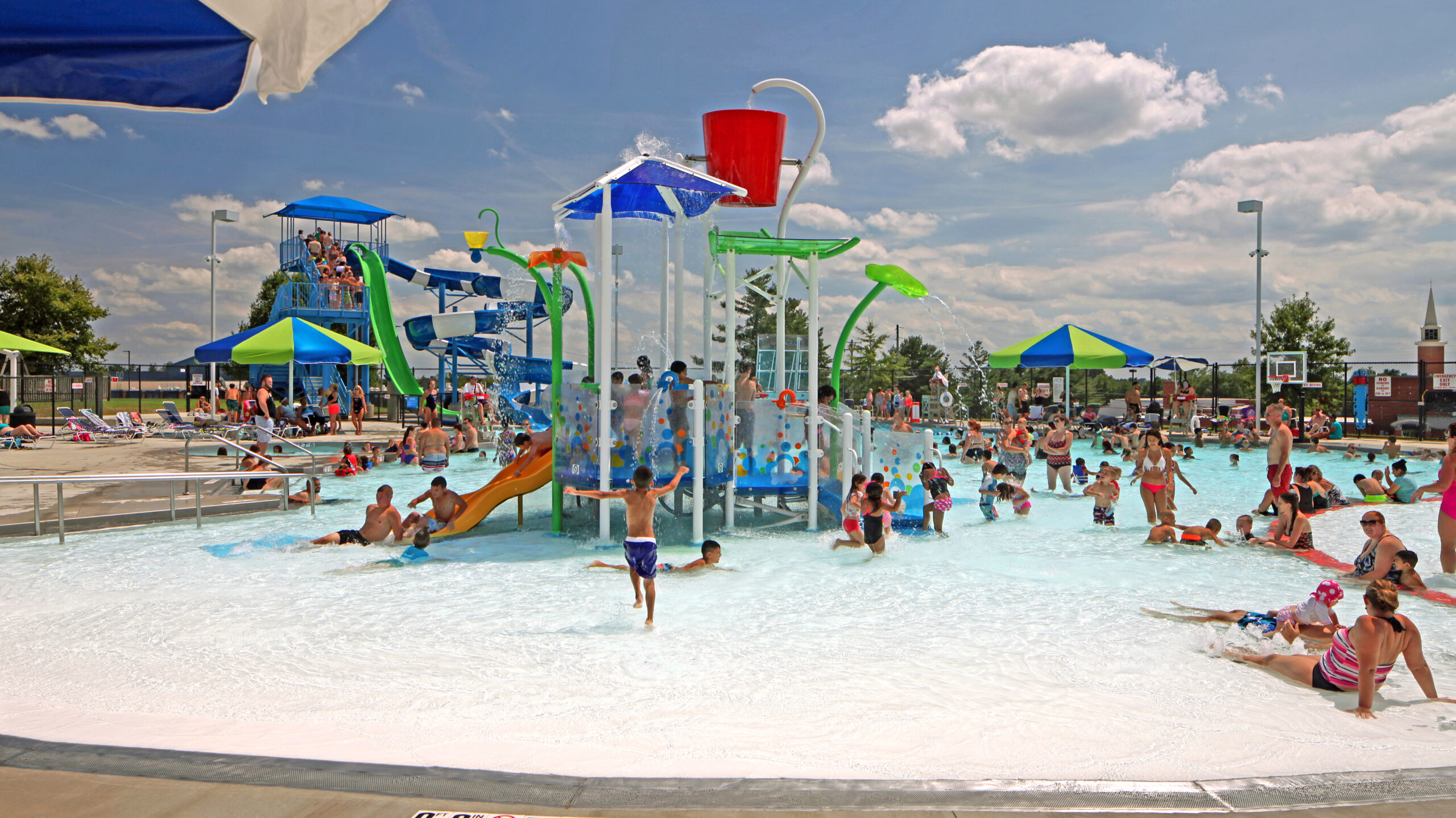 AQ 0100-018 American Legion Pool, Elizabethtown, KY